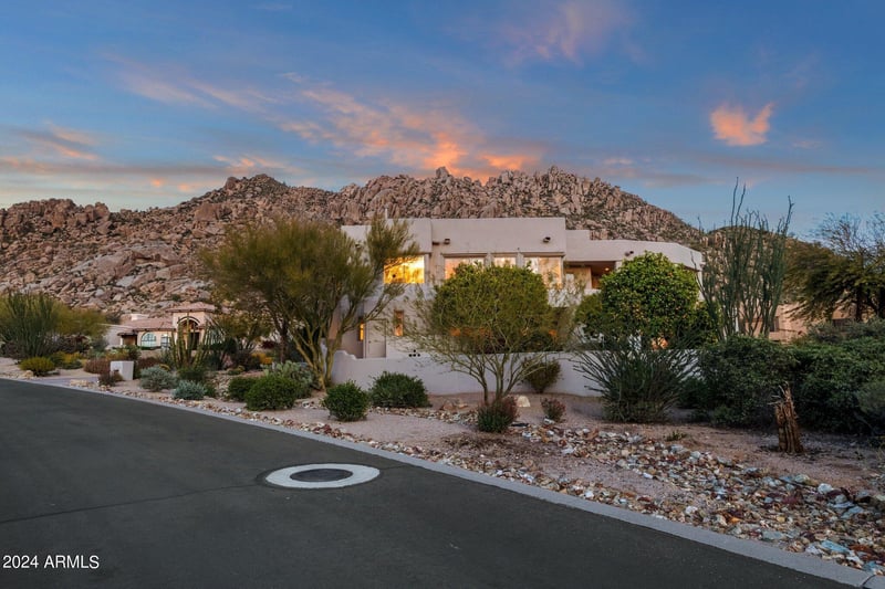 10751 Candlewood Dr, Scottsdale, AZ 85255