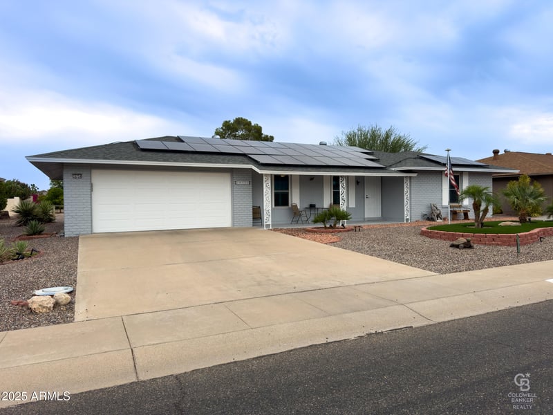 10754 Brookside Dr, Sun City, AZ 85351