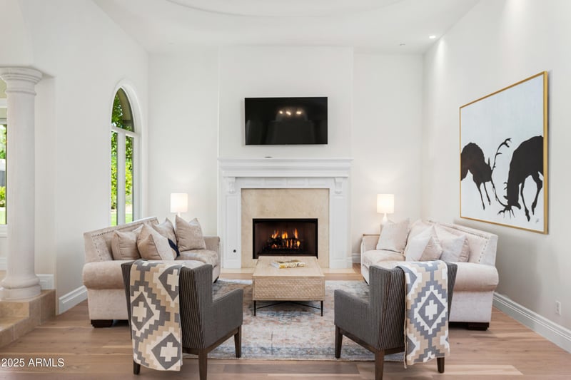 10754 Laurel Ln, Scottsdale, AZ 85259