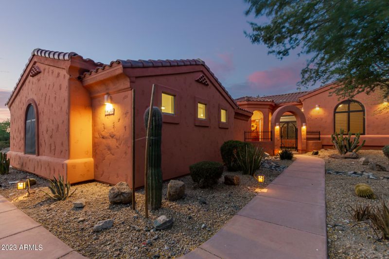 10755 S Sunset Dr, Goodyear, AZ 85338
