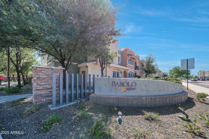 10757 74th St #1009, Scottsdale, AZ 85260
