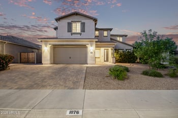 1076 Kensington Rd, Gilbert, AZ 85297