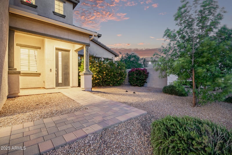 1076 Kensington Rd, Gilbert, AZ 85297