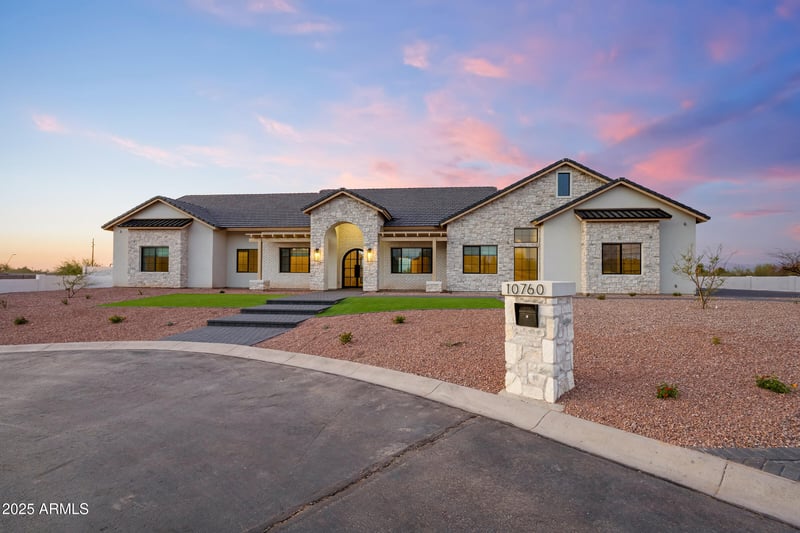 10760 Golddust Dr, Queen Creek, AZ 85144