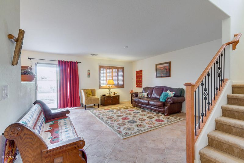 10760 W Taft St, Phoenix, AZ 85037
