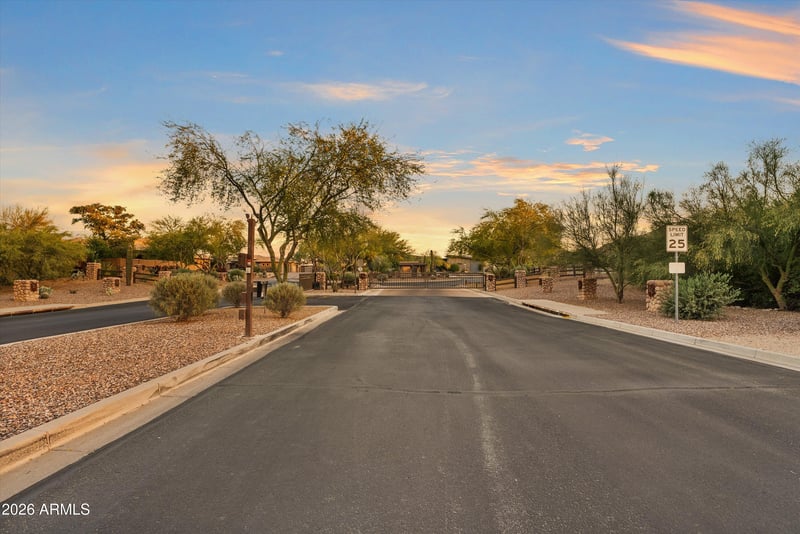 10761 Golddust Dr #10, Queen Creek, AZ 85144