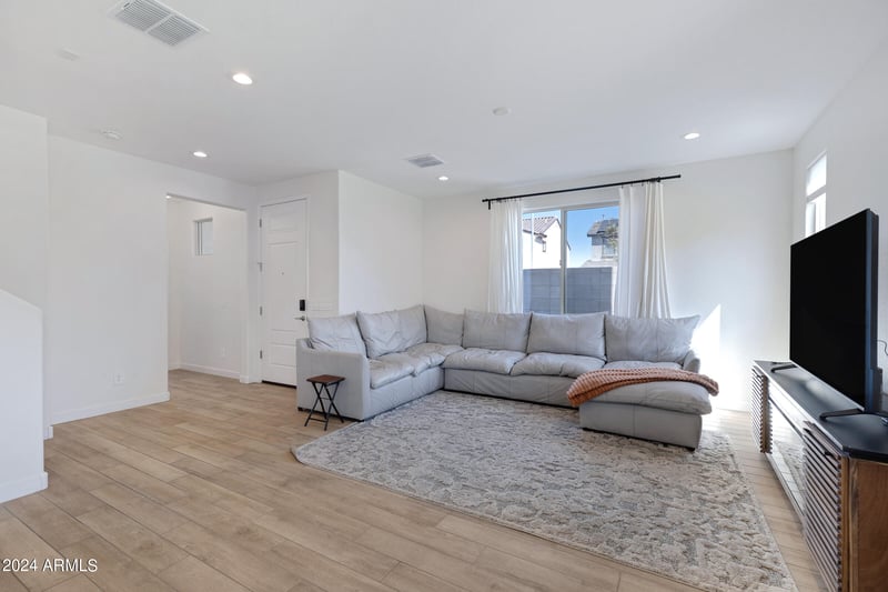 10763 Beatrice St, Avondale, AZ 85323