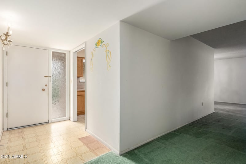 10764 Cinnebar Ave, Sun City, AZ 85351