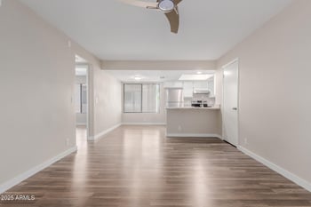 1077 1st St #205, Tempe, AZ 85281