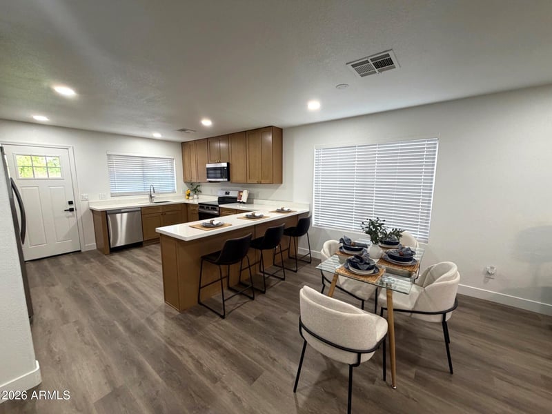 1078 E Pima Ave, Apache Junction, AZ 85119