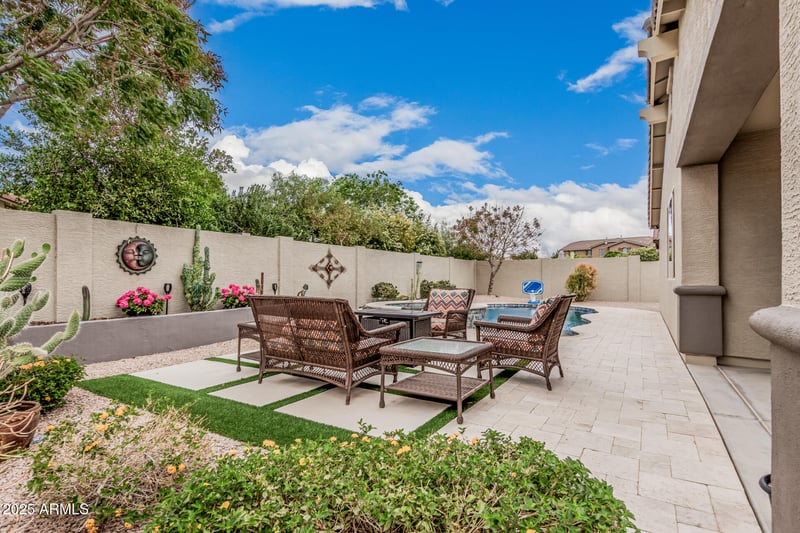 1078 Redwood Ave, Queen Creek, AZ 85140