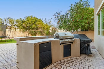 1078 Spur Ct, Gilbert, AZ 85233