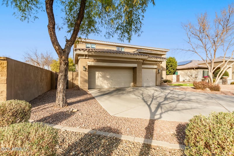1078 Spur Ct, Gilbert, AZ 85233