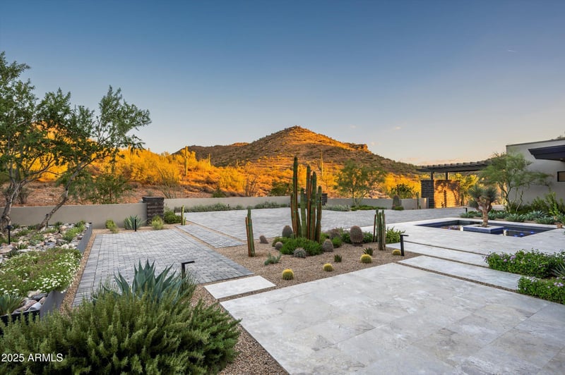 10784 Pinnacle Peak Rd, Scottsdale, AZ 85255