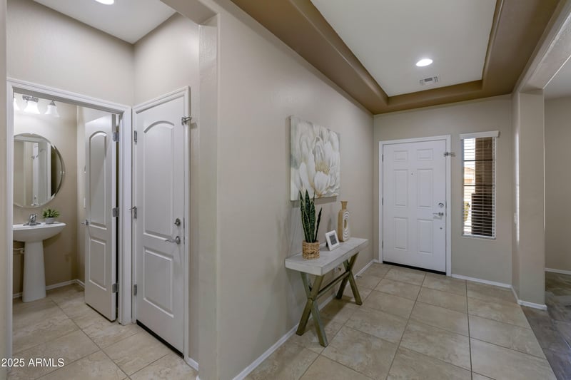 10789 Saddlehorn Rd, Peoria, AZ 85383