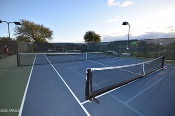 1079 E Country Crossing Way, San Tan Valley, AZ 85143