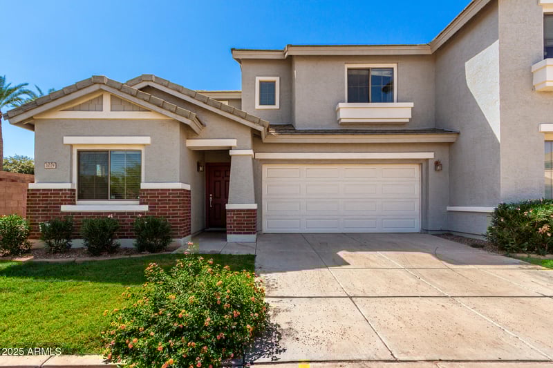 1079 Iris Dr, Chandler, AZ 85286