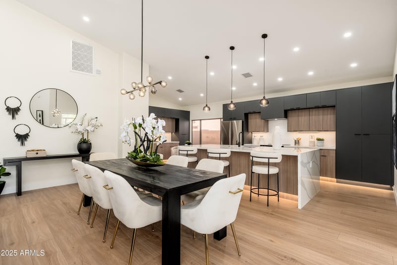 1079 Western Skies Dr, Gilbert, AZ 85296
