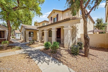 108 E Palomino Dr, Gilbert, AZ 85296