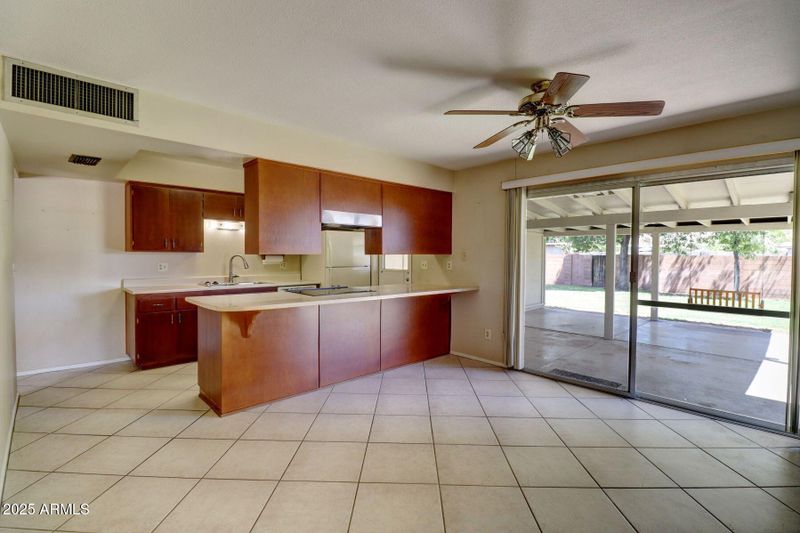 108 E Santa Cruz Dr, Tempe, AZ 85282