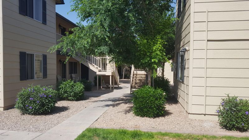 108 N Meridian Rd, Apache Junction, AZ 85120