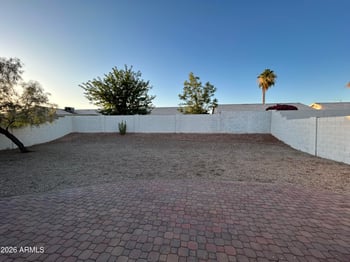 108 Behrend Dr, Phoenix, AZ 85027