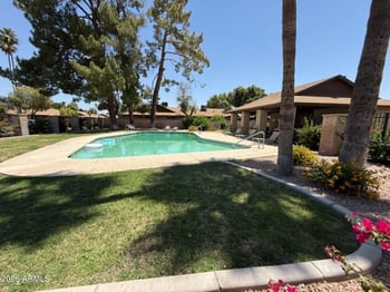 108 Loma Vista Dr #101, Tempe, AZ 85282