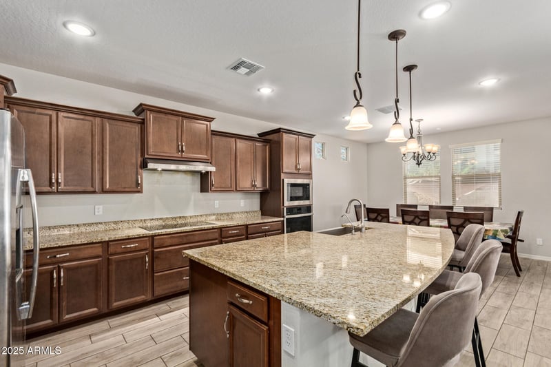 1080 153rd Dr, Goodyear, AZ 85338