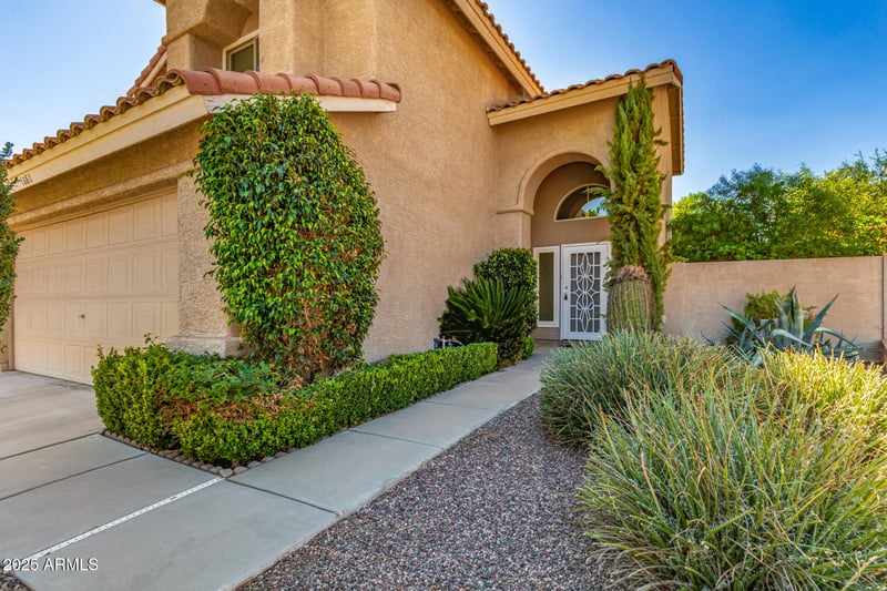 1080 Blackstone Dr, Chandler, AZ 85224