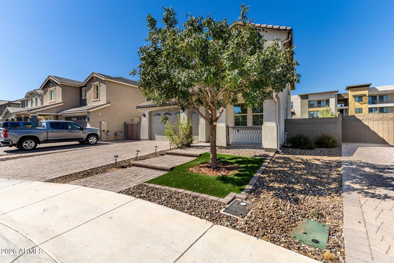 1080 N 153rd Dr, Goodyear, AZ 85338