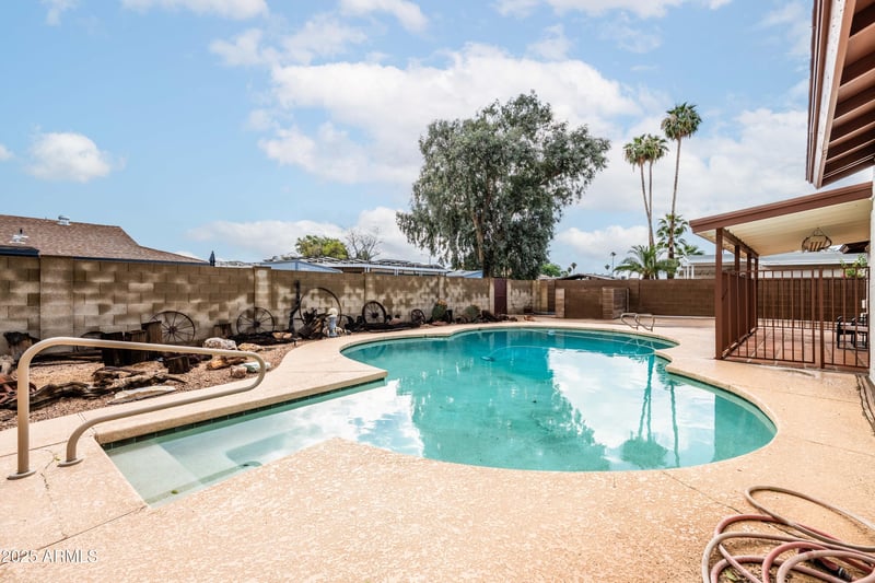 10801 37th Dr, Phoenix, AZ 85029