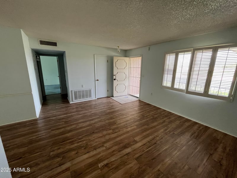 10801 W Clair Dr, Sun City, AZ 85351