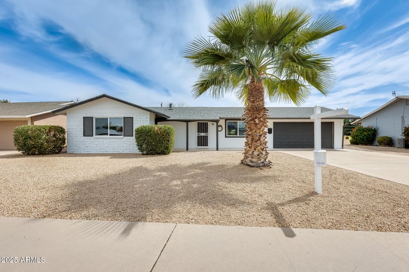 10801 El Dorado Dr, Sun City, AZ 85351