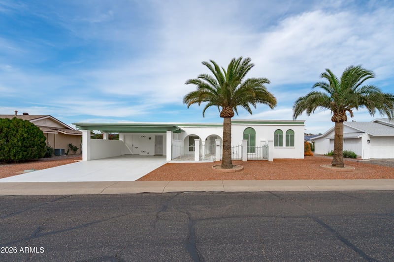 10802 Cumberland Dr, Sun City, AZ 85351