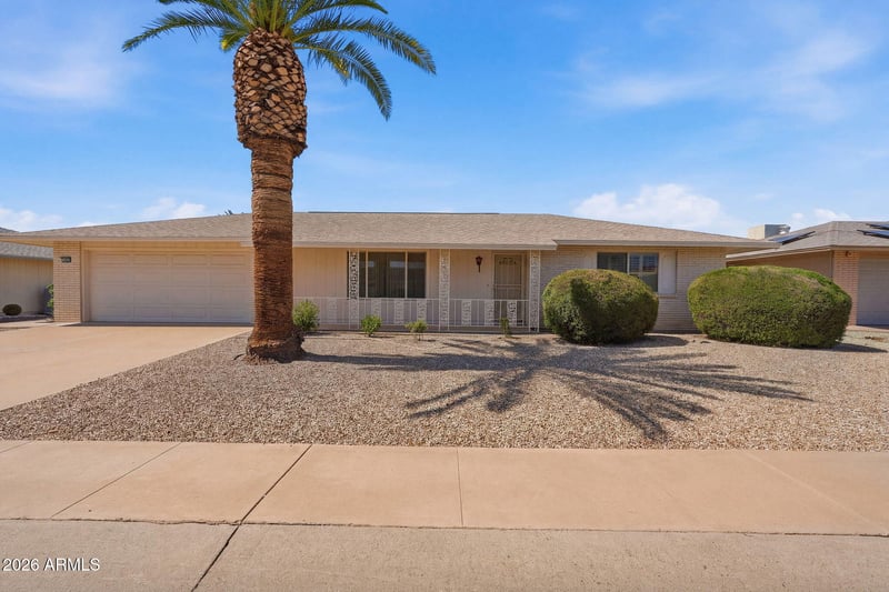 10802 W Hutton Dr, Sun City, AZ 85351