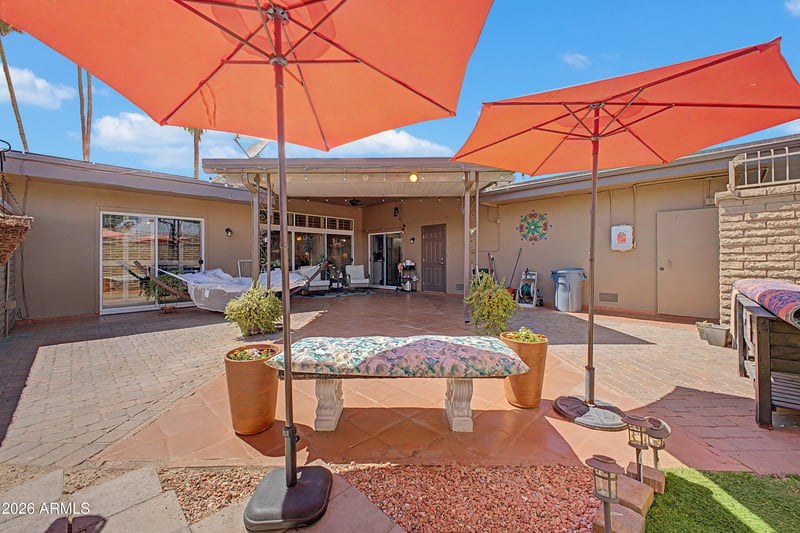 10802 Thunderbird Blvd, Sun City, AZ 85351