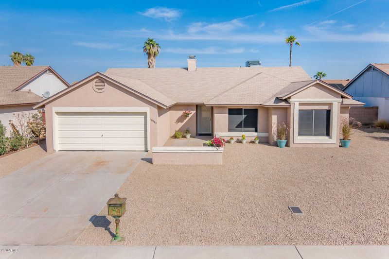10802 W Wagon Wheel Dr, Glendale, AZ 85307