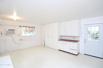 10802 W White Mountain Rd, Sun City, AZ 85351