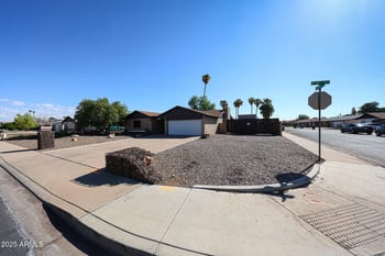 10803 55th Ave, Glendale, AZ 85304