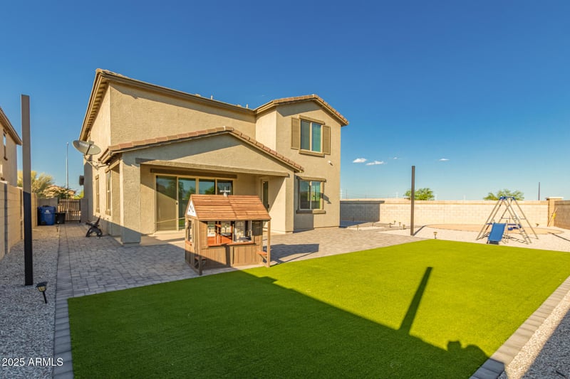 10805 Levi Dr, Tolleson, AZ 85353