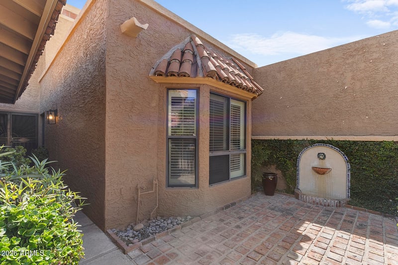 10805 N 9th Pl, Phoenix, AZ 85020