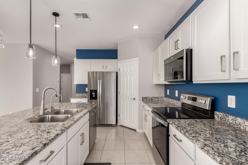 10805 W Levi Dr, Tolleson, AZ 85353