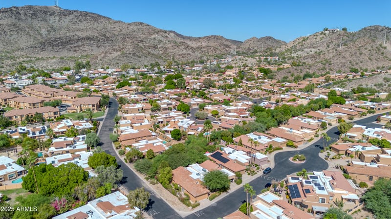 10806 11th St, Phoenix, AZ 85020