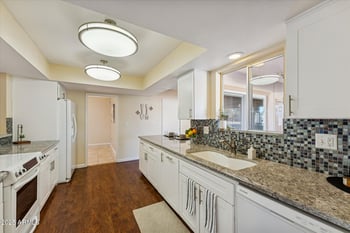 10806 Cameo Dr, Sun City, AZ 85351