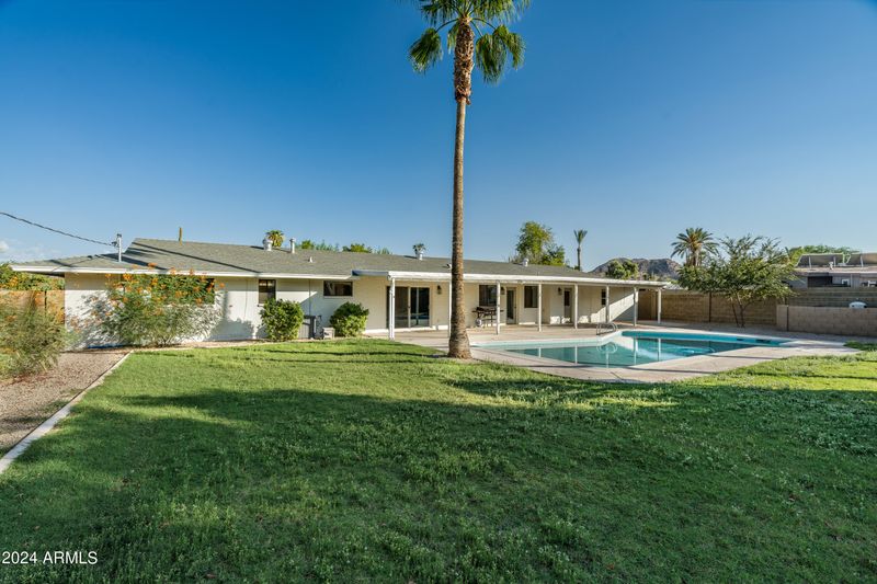 10808 N 43rd St, Phoenix, AZ 85028