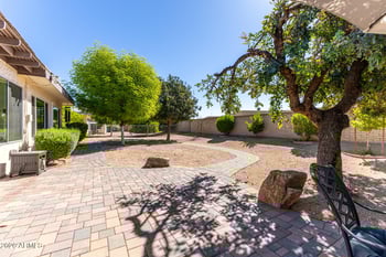 10809 Palmeras Dr, Sun City, AZ 85373