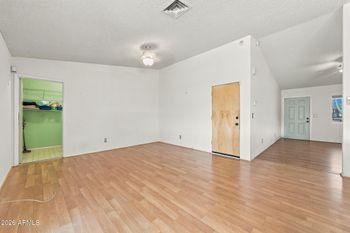 10809 W Campbell Ave, Phoenix, AZ 85037