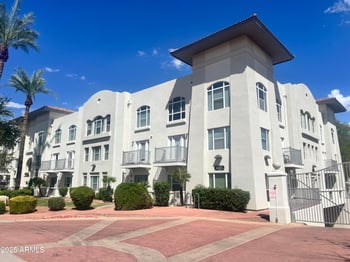 1081 1st St #16, Tempe, AZ 85281