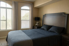 1081 1st St #16, Tempe, AZ 85281