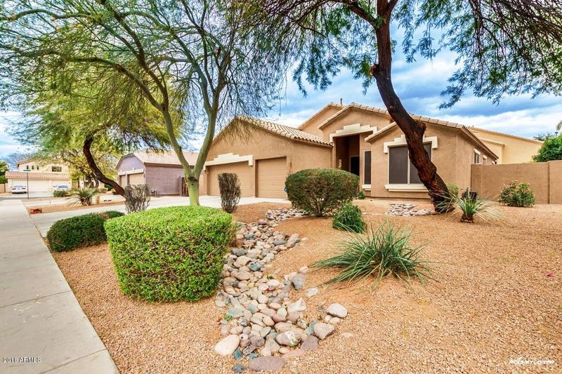 1081 E Sherri Dr, Gilbert, AZ 85296